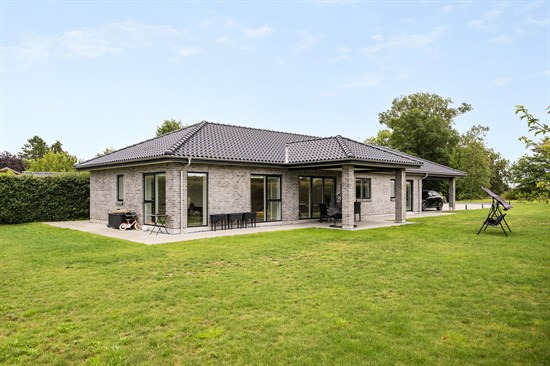 Birkelien 14 og 2 andre boliger er kommet til salg denne uge i Værløse - se boligerne her.