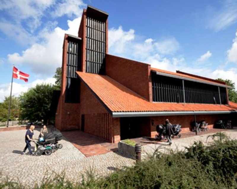 Aktiviteter i Stengård Kirke: Fra dameværelse til pigekor