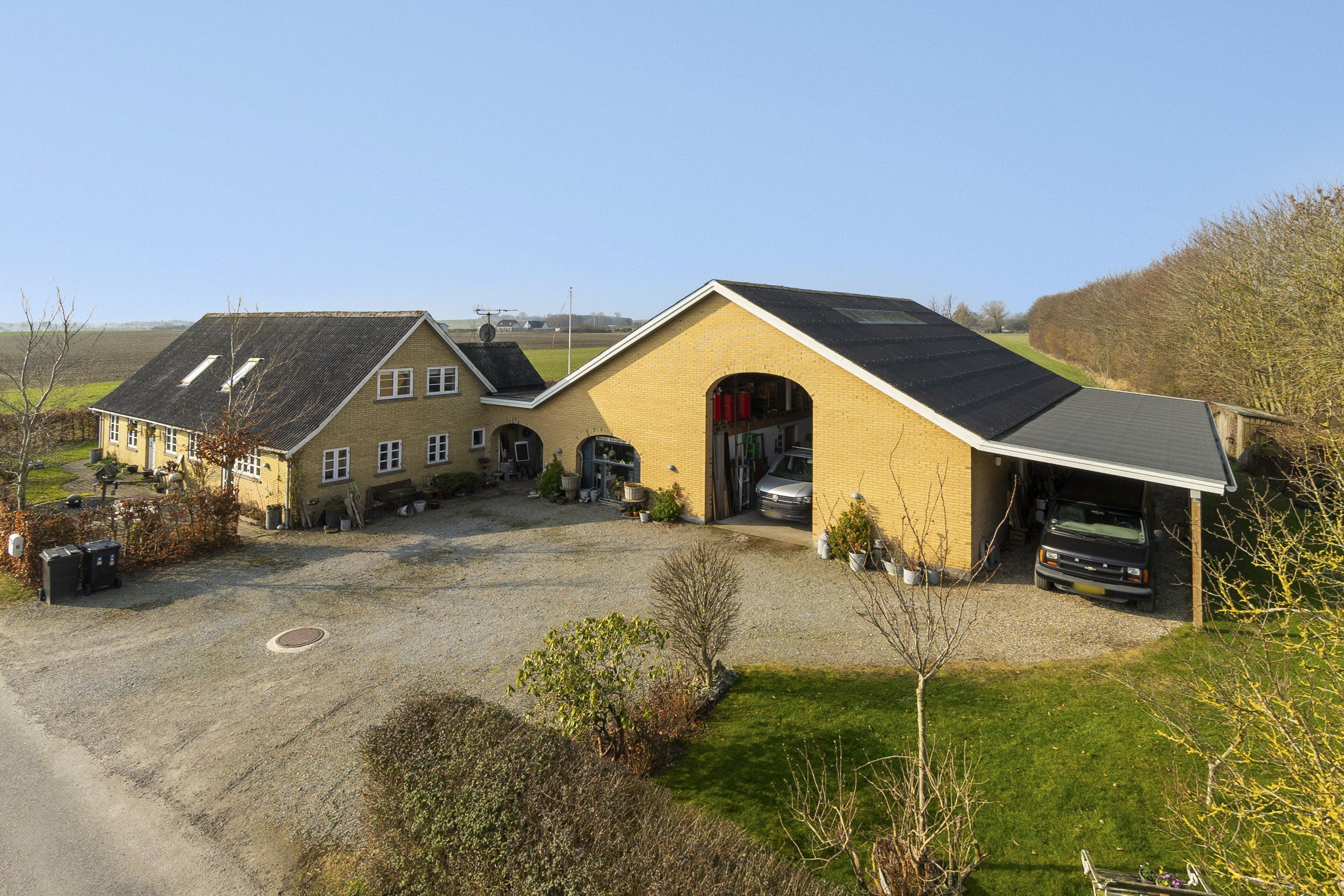 Drømmer du om luksus? For 2.395.000 kr er Blindkildevej 6, Solbjerg kommet til salg - Se den og de dyreste boliger til salg her