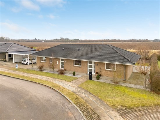 Skovstjernevænget 18 og 1 anden boliger er kommet til salg denne uge i Nykøbing F - se boligerne her.