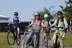 Alle Børn Cykler: Flere og flere bruger cykelhjelm