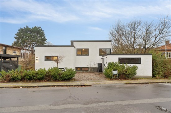 Slettevej 28 og 2 andre boliger er kommet til salg denne uge i Dyssegård - se boligerne her.