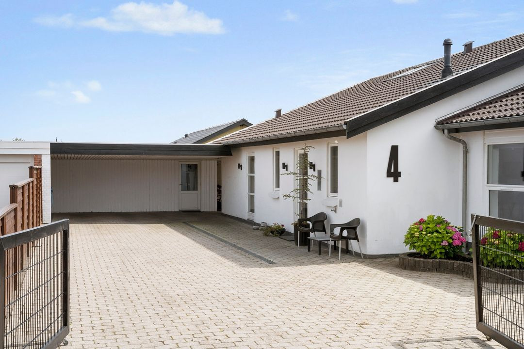 Indflytningsklar villa i attraktivt kvarter fra EDC Mæglerne Hedensted