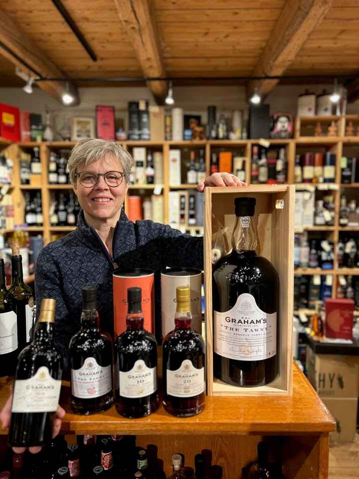 Portvinssmagning hos Pedersborg Vin med chance for at vinde en stor flaske i december