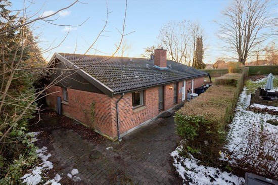 Lystrupvej 48 er til salg for kun 1.795.000 kr.: Se de billigste boliger til salg i Slangerup her