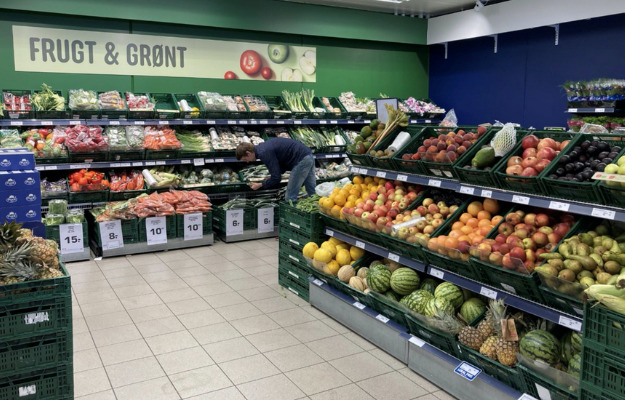 Hold dig opdateret på lokale nyheder fra sociale medier