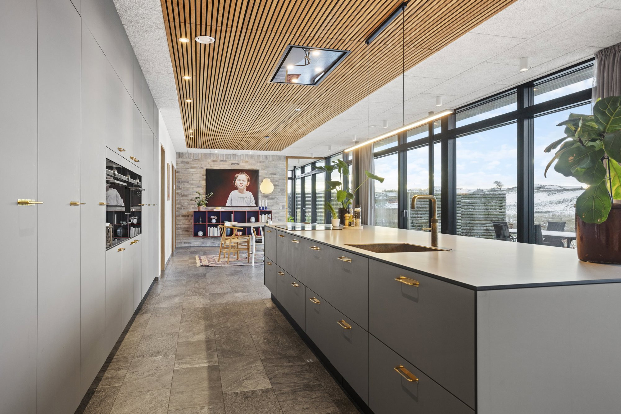 Til salg hos danbolig Hjørring: Liebhaveri med fokus på detaljer og arkitektur