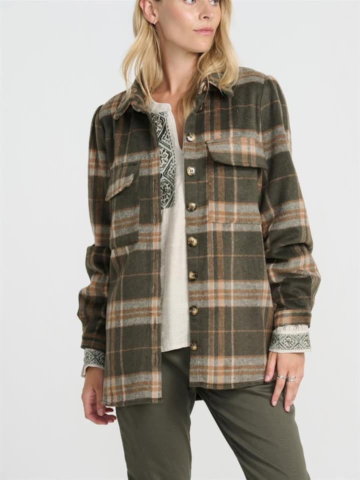 Rosengreen tilbyder store besparelser på Costamani-skjorter