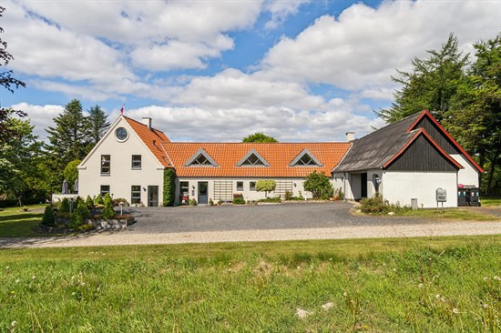 Top 6 over dyreste boliger til salg i Tjele. Priser op til 11.995.000 kr