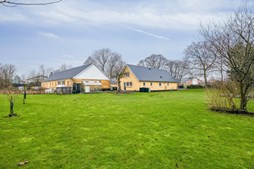 Er Salten Skovvej 10 i Them drømmehjemmet? Se de dyreste boliger til salg nu for op til 3,595 mio. kroner