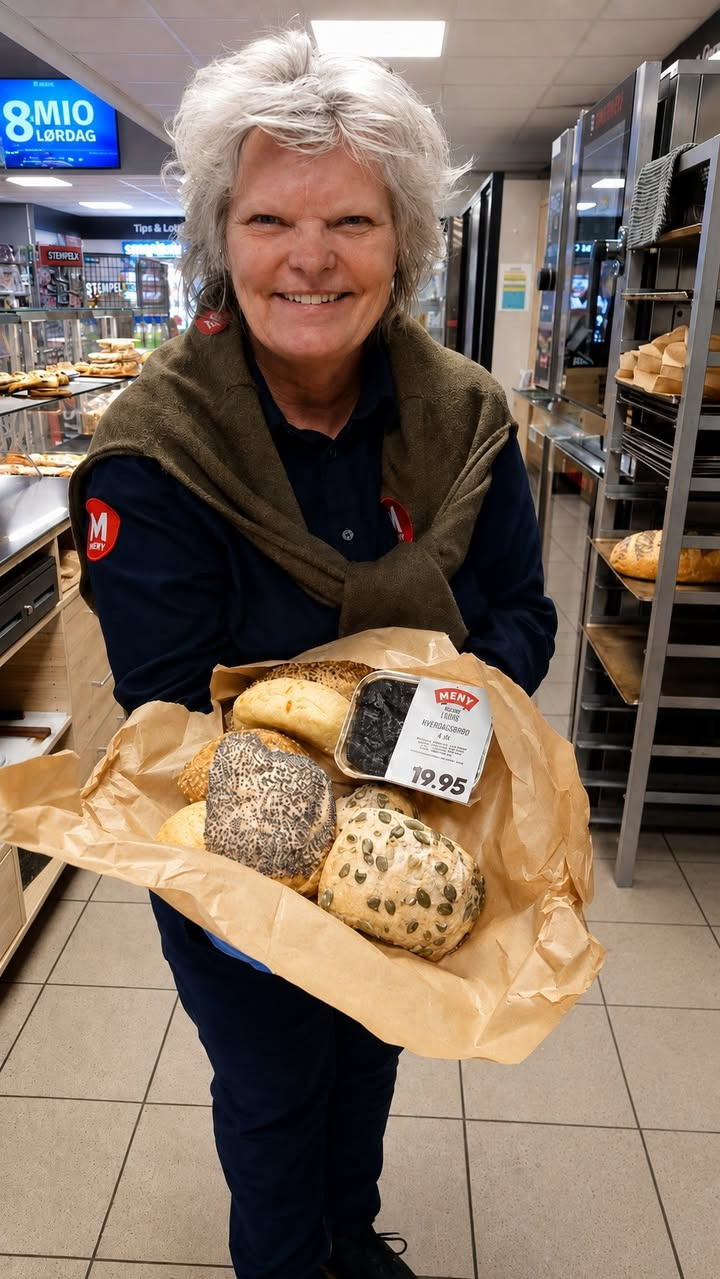 Meny Als tilbyder morgenbrød med rundstykker og leverpostej til 50 kr.