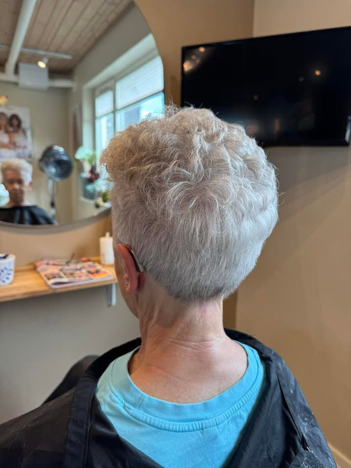 Combi Frisøren tilbage med aktiviteter på Facebook og i salonen