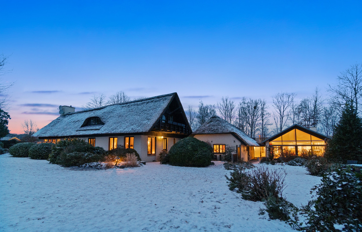 Liebhaver-ejendom i bynære omgivelser: Lægdsgårdsvej 1