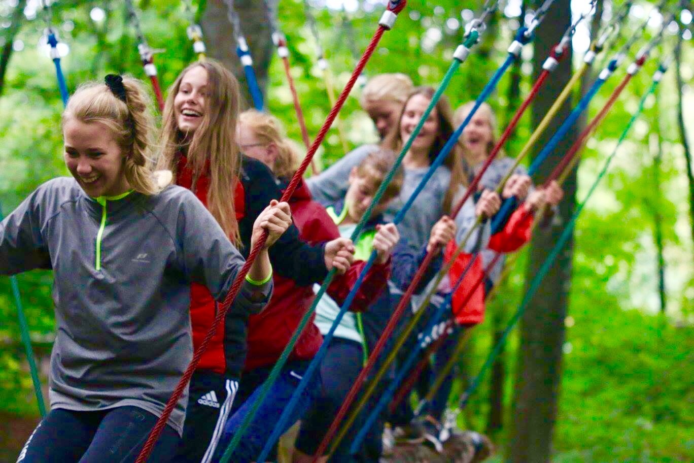 Udendørs aktiviteter styrker trivsel hos coronatrætte børn