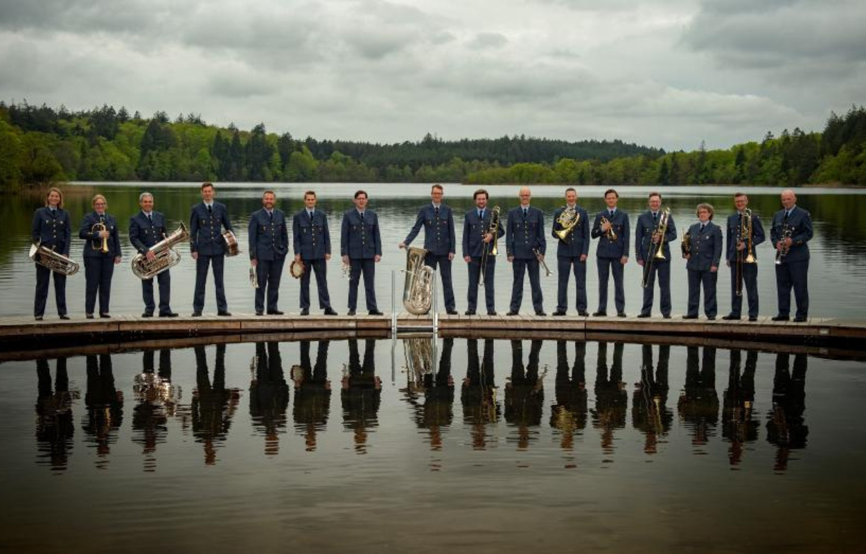 Oplev Prinsens Musikkorps: 'De to tenorer' på Viborg Bibliotek 