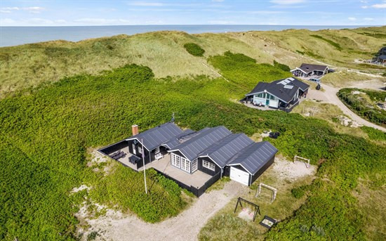 Eksklusiv bolig for 4.695.000 kr er netop kommet til salg i Hvide Sande - Se den og de dyreste boliger her
