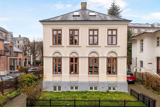 24,0  mio. kroner koster Hauchsvej 12 - se hvad der ellers er til salg i Frederiksberg Kommune