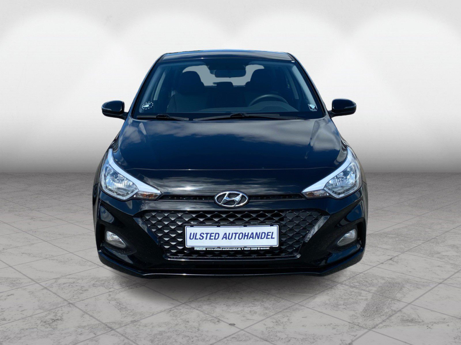 Biler netop sat til salg i Hals