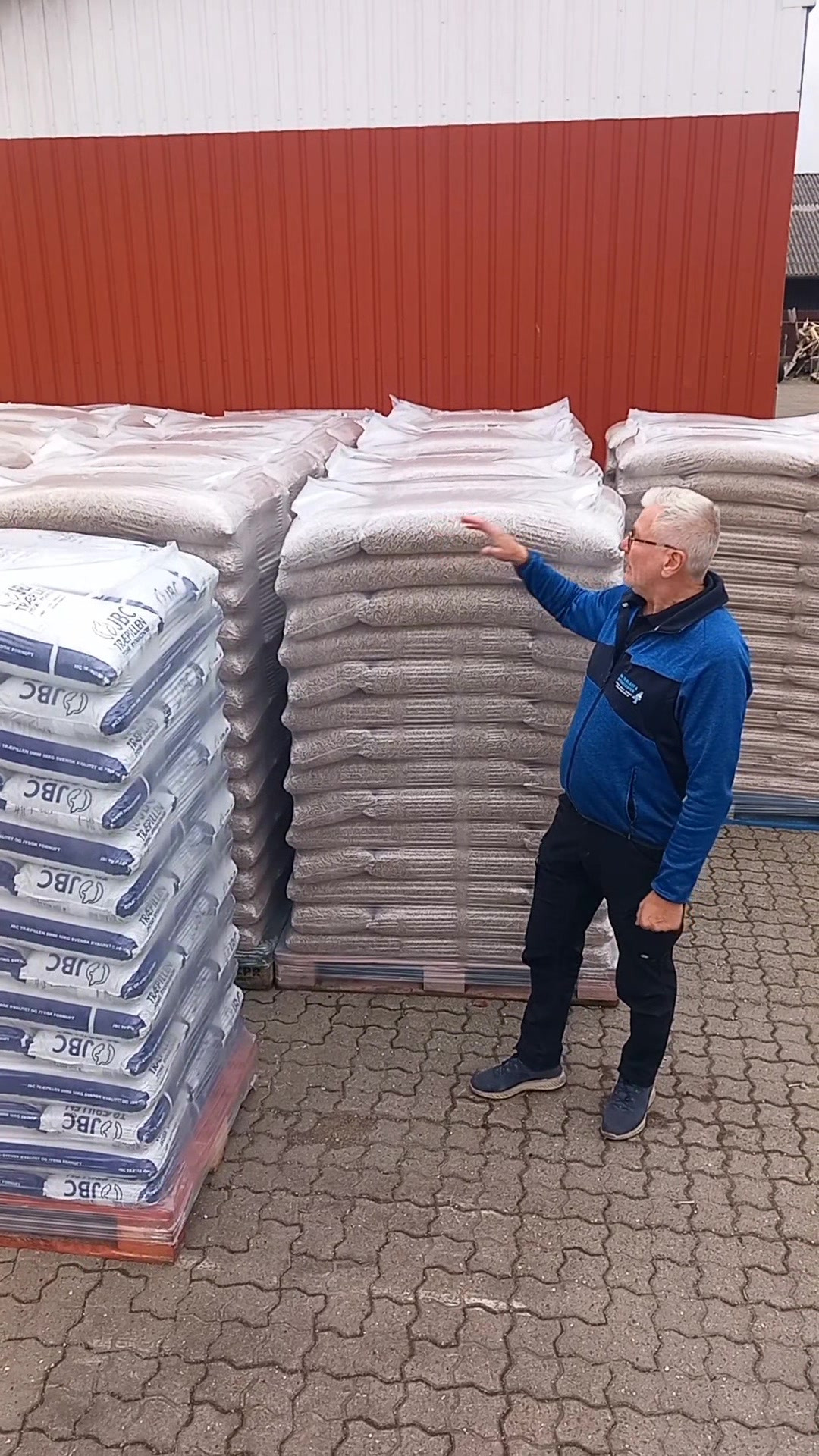 Hold dig ajour med dagens opdateringer fra Højslev