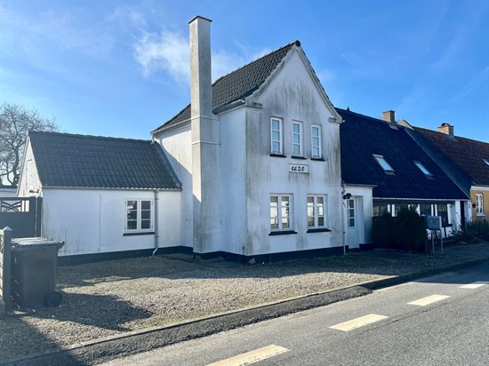 Vestergade 30 er til salg for kun 595.000 kr.: Se de billigste boliger til salg i Marstal her
