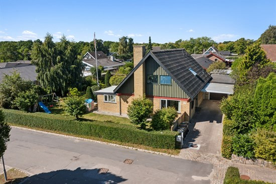 Top 6 over dyreste boliger til salg i Hedehusene. Priser op til 8.995.000 kr