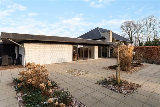 Top 6 over dyreste boliger til salg i Oksbøl. Priser op til 3.175.000 kr