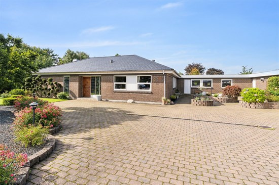 Top 6 over dyreste boliger til salg i Farsø. Priser op til 4.750.000 kr