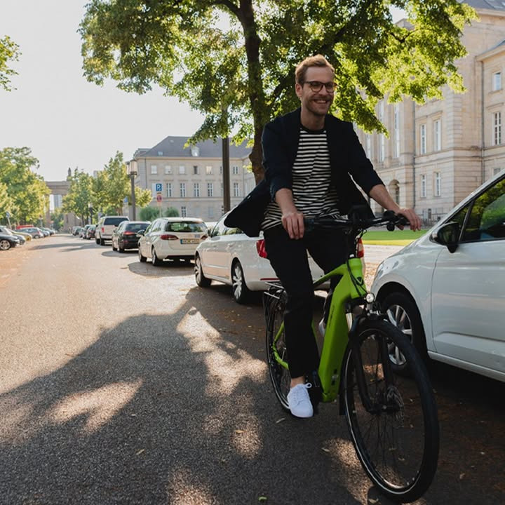 Sammensæt din drømme elcykel hos HV Cykler og Hjælpemidler med Velo de Ville