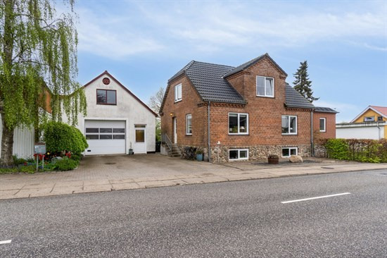 Pris sat ned med 100.000 kr. på Egelundsvej 5