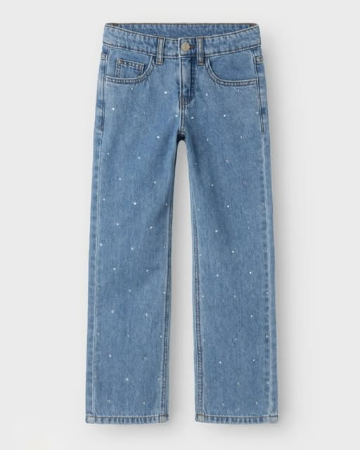 Børneshoppen Brønderslev præsenterer nye denim bukser til børn i alle størrelser