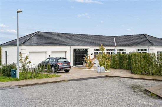 Carl Nielsens Vej 45 og 9 andre boliger er kommet til salg denne uge i Aalborg - se boligerne her.