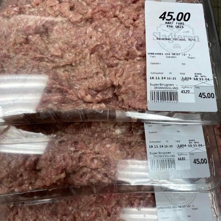 Nyt slagtertilbud hos SuperBrugsen Dronninglund: Hjemmerørt frikadellefars kun 45 kr. pr. kg