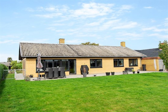 Havrevænget 11 og 1 anden boliger er kommet til salg denne uge i Korsør - se boligerne her.