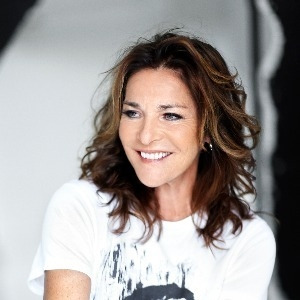 Lis Sørensen bringer hits fra fire årtier til Nyborg