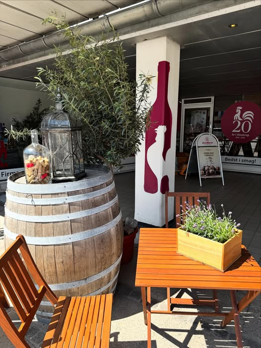 Kokkens Vinhus ApS inviterer til rosé i solen i Glostrup