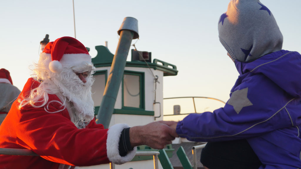 Julemanden går i land i Løkken