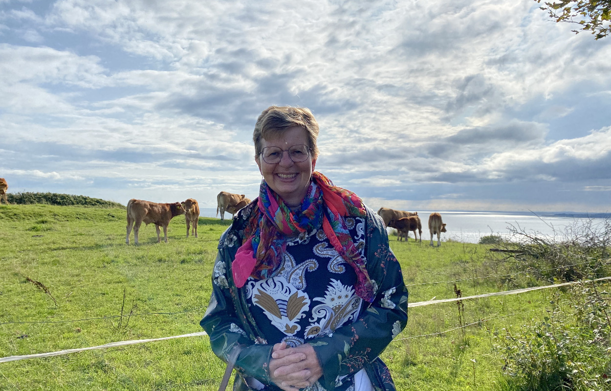 Marit har lagt 20 år som leder bag sig, og fokuserer kun på zoneterapien i dag: "Jeg er vild med at give zoneterapi"