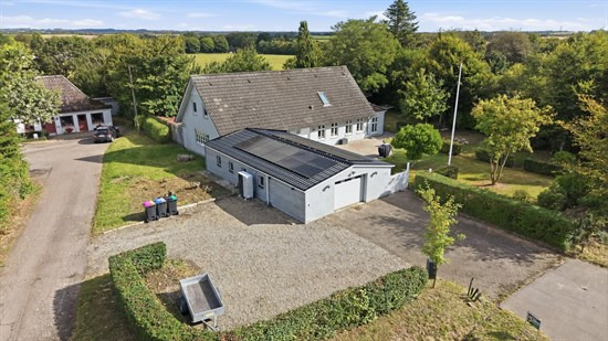 Ribevej 98 og 1 anden boliger er kommet til salg denne uge i Vojens - se boligerne her.