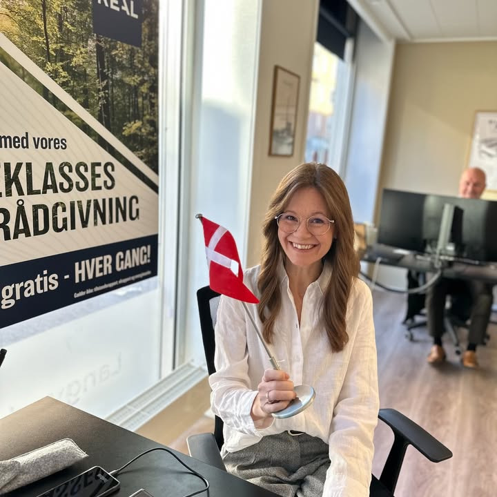 RealMæglerne Esbjerg og Bramming fejrer Dianas fødselsdag med et kæmpe tillykke