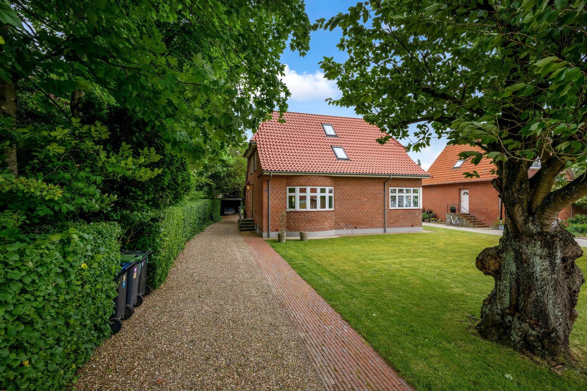 Eksklusiv bolig for 1,595 mio. kroner er netop kommet til salg i Ølgod - Se den og de dyreste boliger her