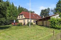 Mæglerhuset præsenterer håndværkertilbud i naturskønne omgivelser nær Gandrup