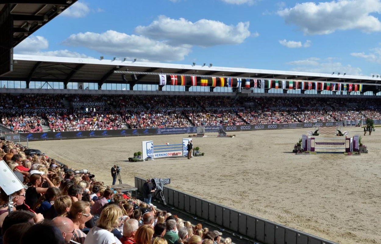 Få gratis lørdagsbilletter til VM i ridesport i Herning 