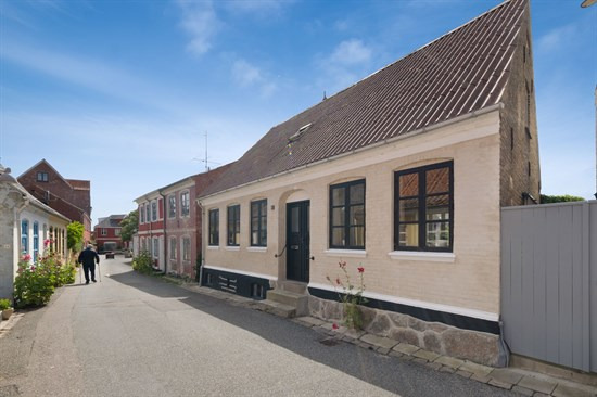 Græsvængevej 43 er til salg for kun 650.000 kr.: Se de billigste boliger til salg i Marstal her