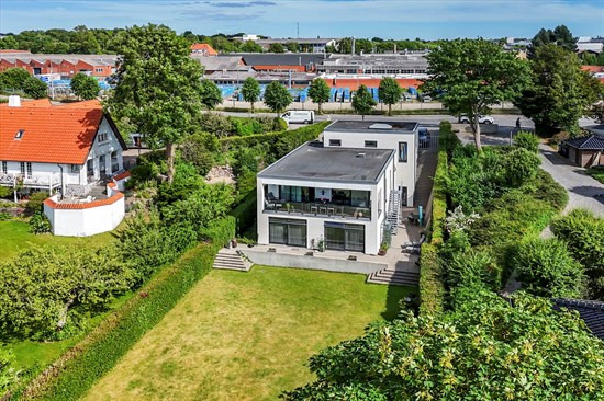 Luksus til salg: Strandvejen 13 til 18.000.000 kr – Se Middelfarts dyreste boliger her