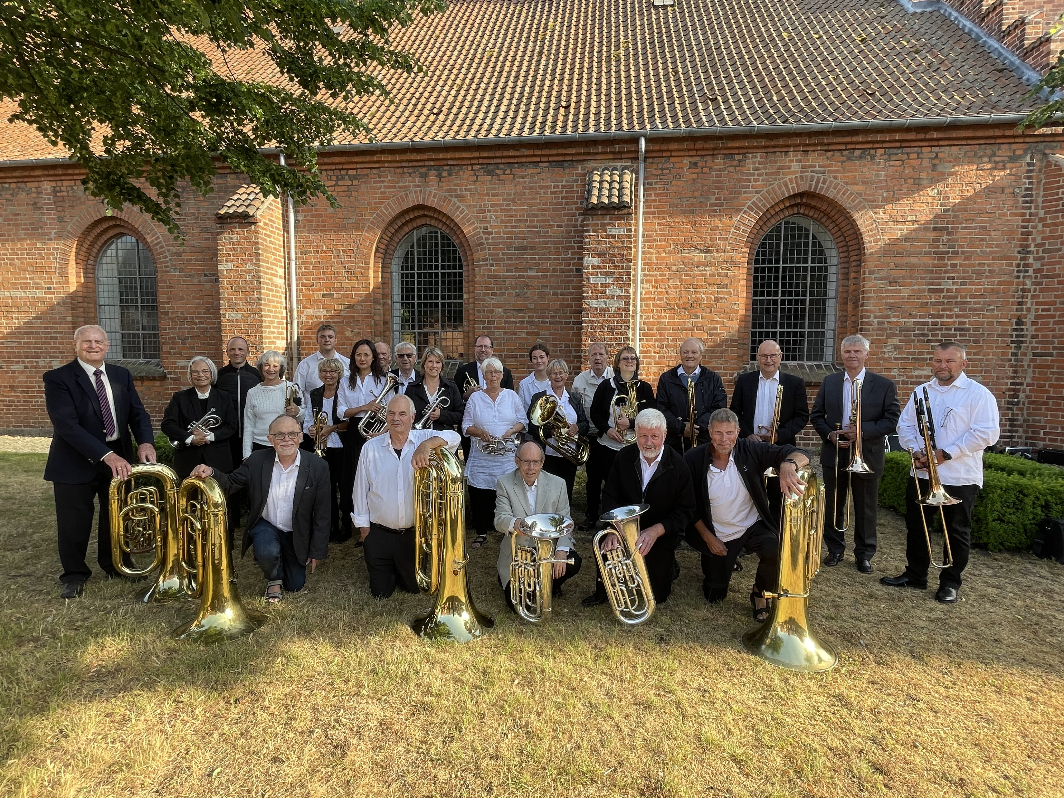 Sommerstemning og brass-toner: Nenia Brass Band inviterer til sommerkoncert