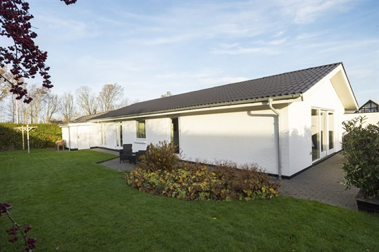 Bolig til salg for 1,8  mio. kroner - se hvad der ellers er til salg i Frederikshavn Kommune