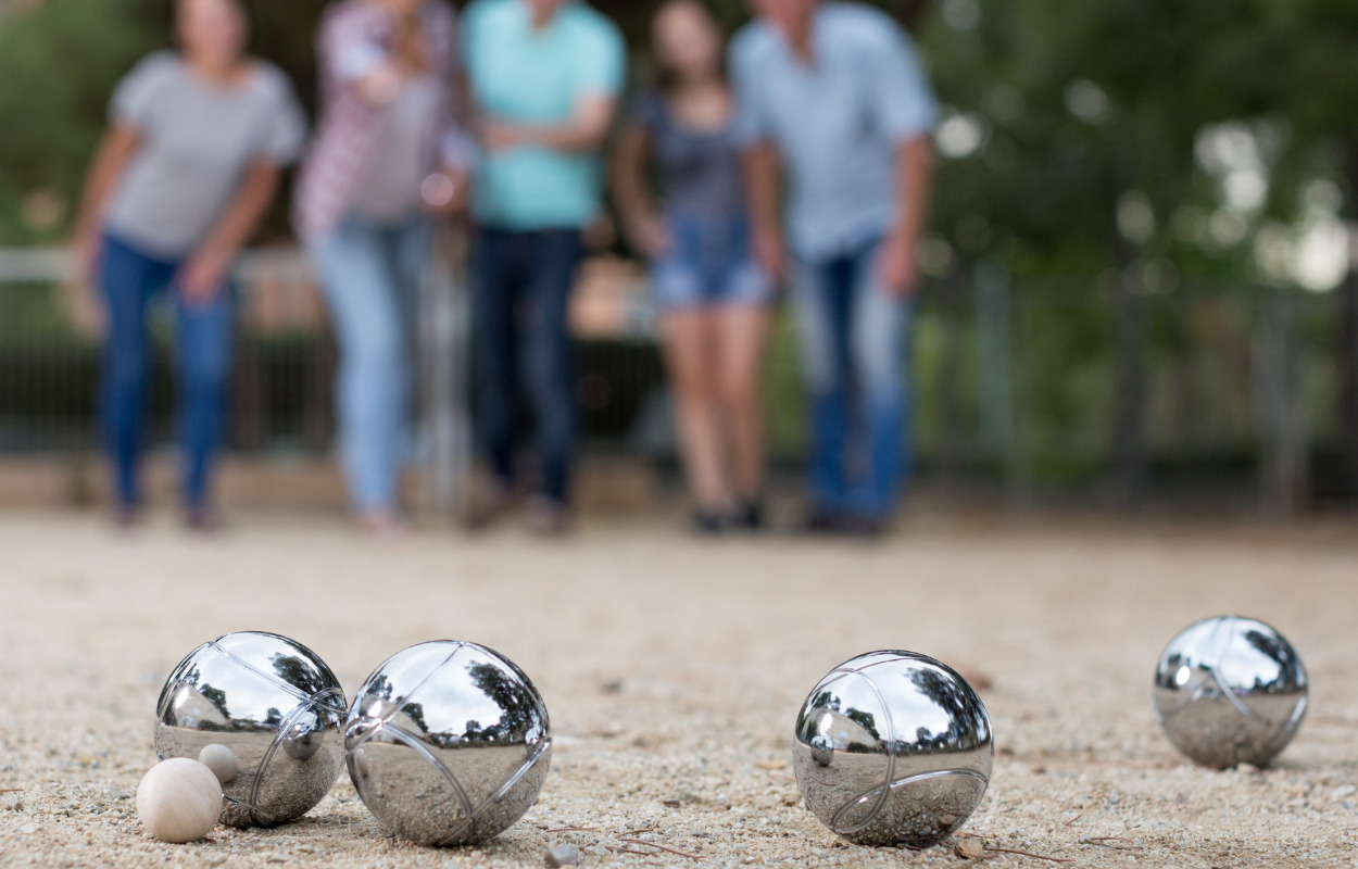Nu kan du lære at spille petanque