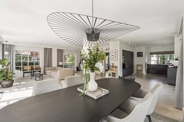 Sneak peek på klassisk ejendom i Kongens Lyngby fra &LIVING Aalborg