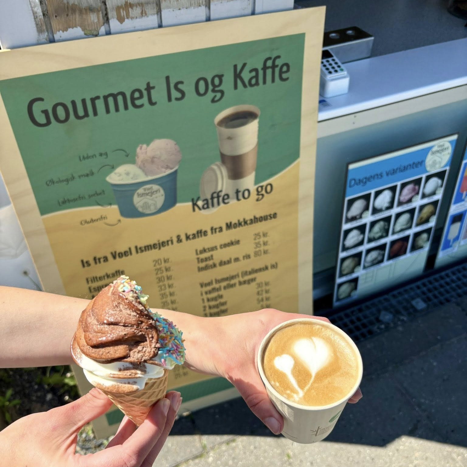 Is og Kaffe by Hardis