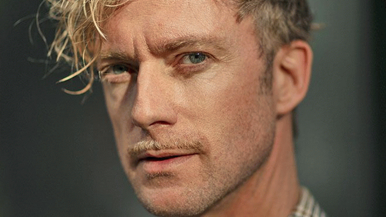 Oplev Mads Mathias hylde Frank Sinatra i Kolding